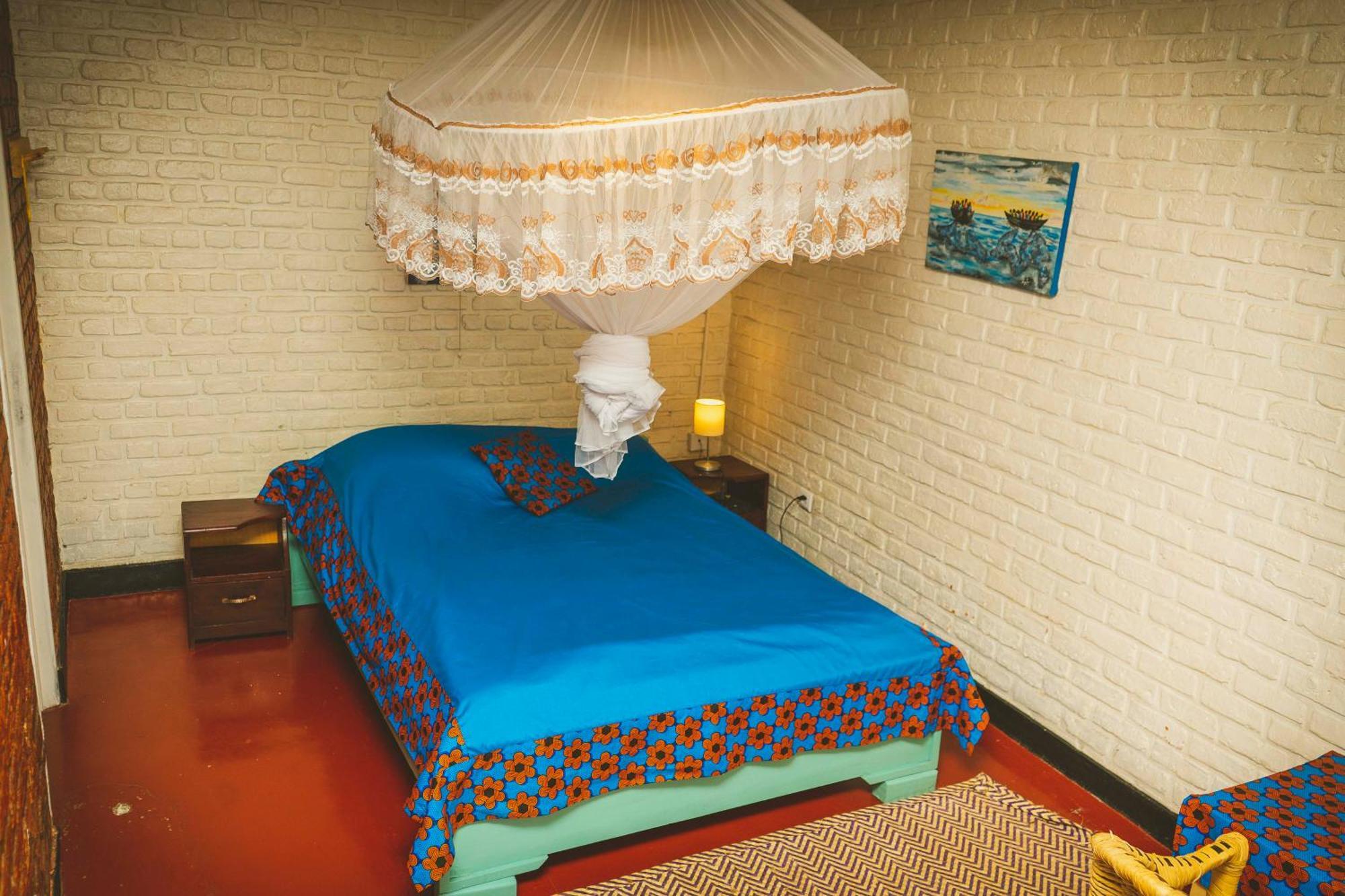 Isange Paradise Resort Рухенгери Екстериор снимка